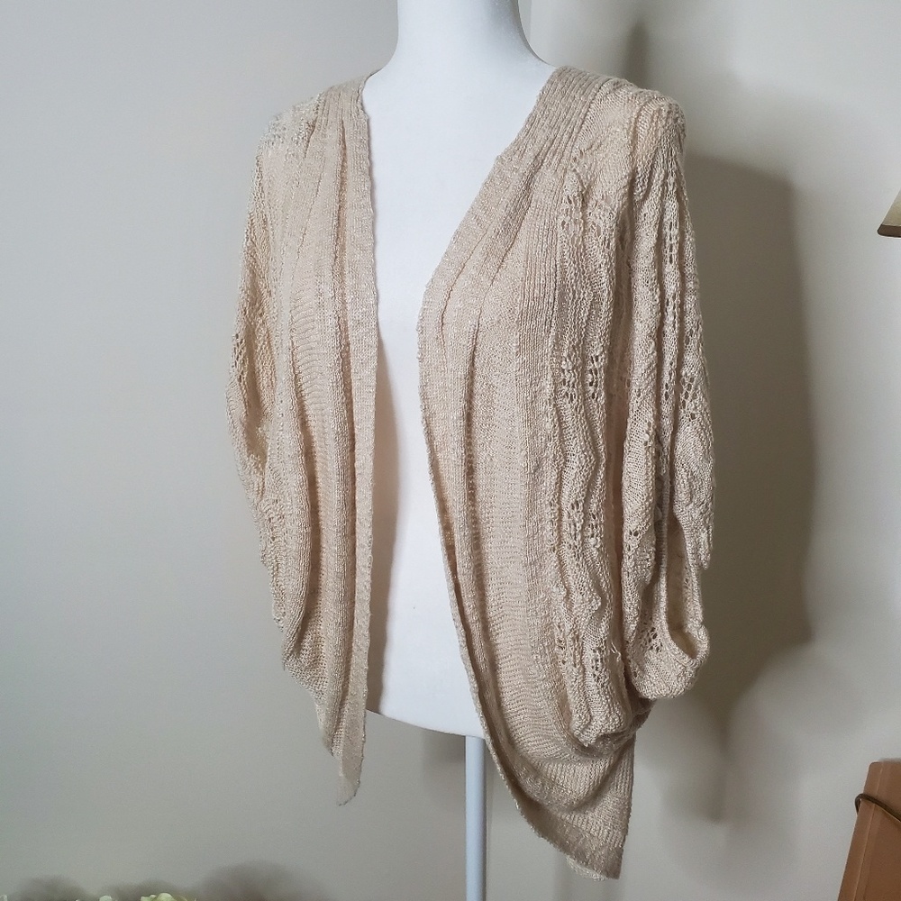 Democracy Beige and White Lace Cardigan - Picture 5 of 6